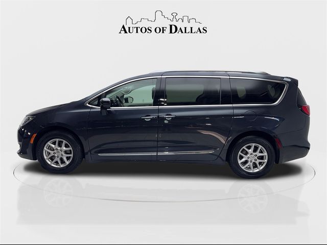 2020 Chrysler Pacifica Touring-L