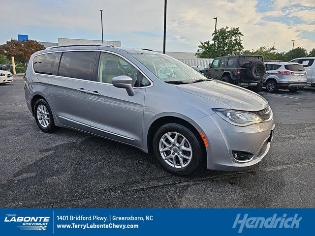 2020 Chrysler Pacifica Touring-L