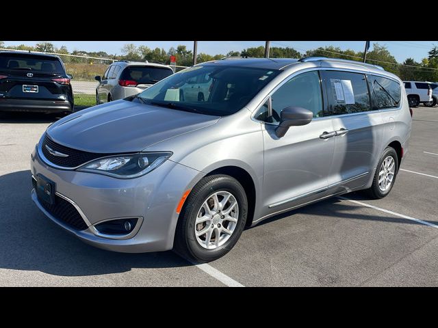 2020 Chrysler Pacifica Touring-L