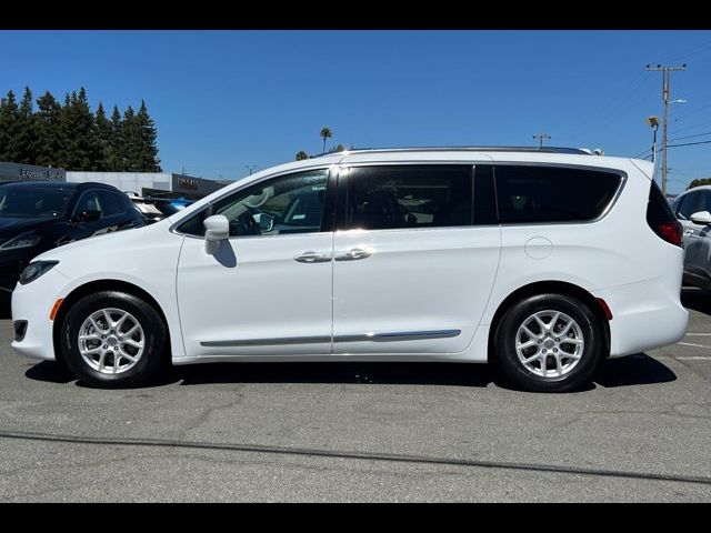 2020 Chrysler Pacifica Touring-L