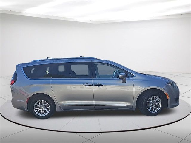 2020 Chrysler Pacifica Touring-L