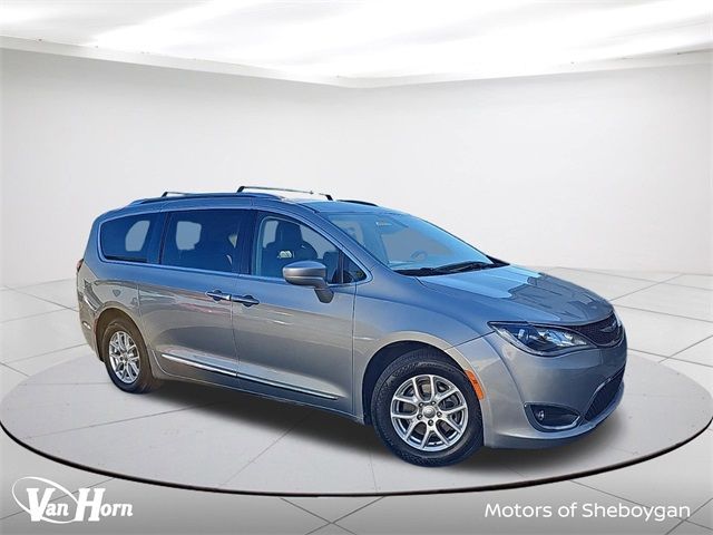 2020 Chrysler Pacifica Touring-L