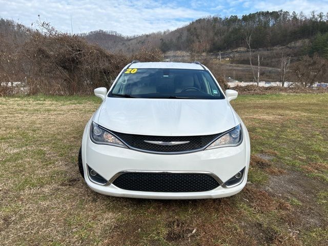 2020 Chrysler Pacifica Touring-L