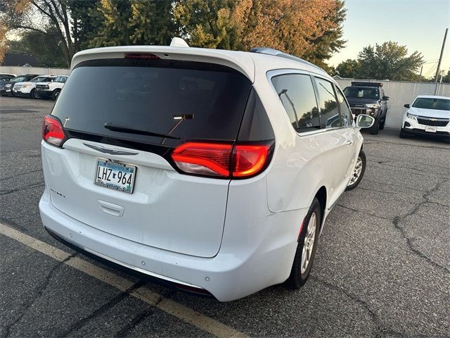 2020 Chrysler Pacifica Touring-L