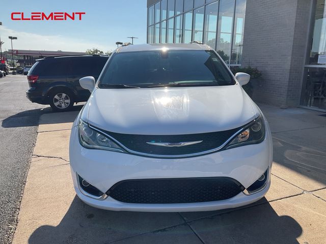 2020 Chrysler Pacifica Touring-L