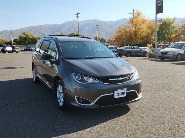 2020 Chrysler Pacifica Touring-L