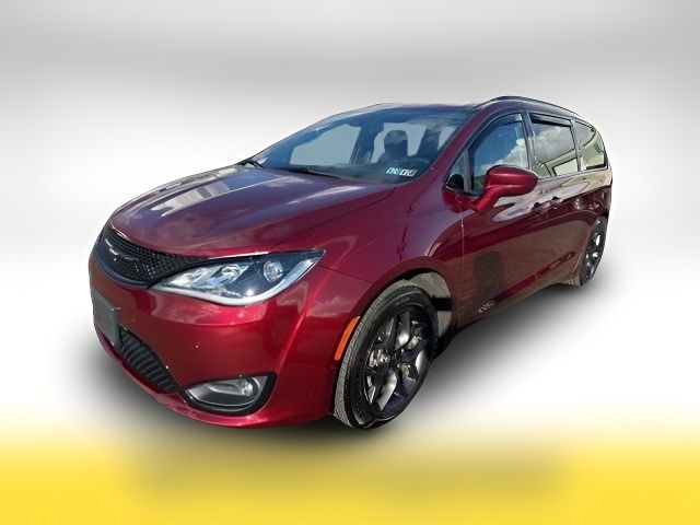 2020 Chrysler Pacifica Touring-L