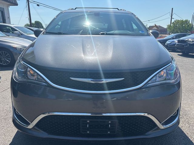 2020 Chrysler Pacifica Touring-L