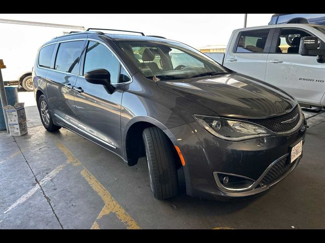 2020 Chrysler Pacifica Touring-L