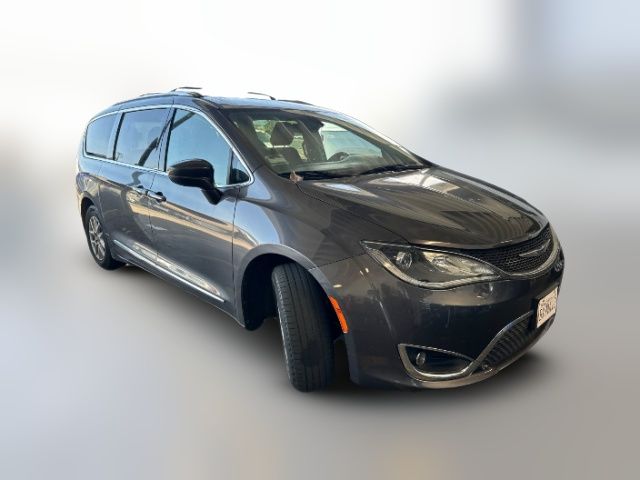 2020 Chrysler Pacifica Touring-L