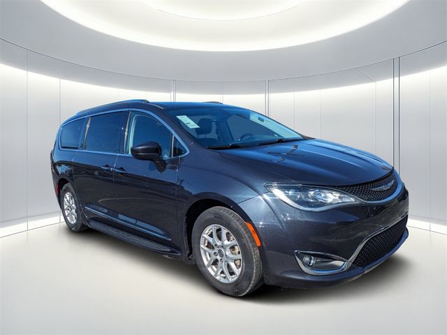 2020 Chrysler Pacifica Touring-L