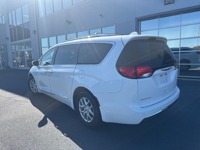 2020 Chrysler Pacifica Touring-L