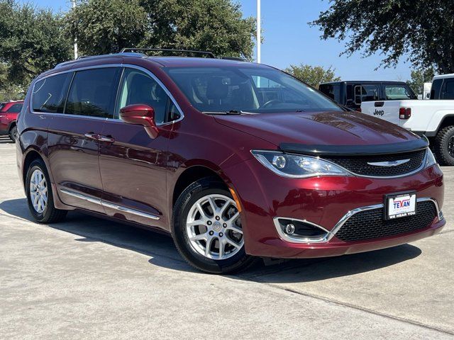 2020 Chrysler Pacifica Touring-L