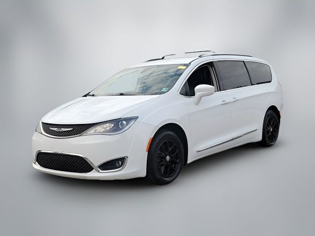 2020 Chrysler Pacifica Touring-L