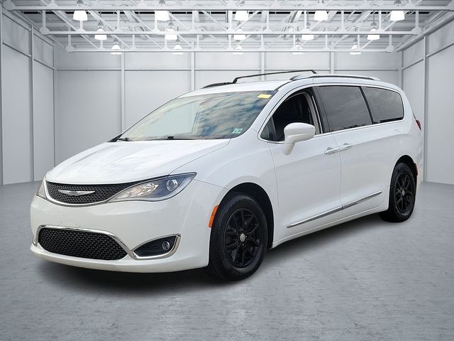 2020 Chrysler Pacifica Touring-L