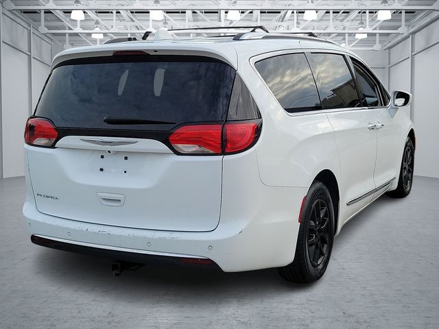 2020 Chrysler Pacifica Touring-L