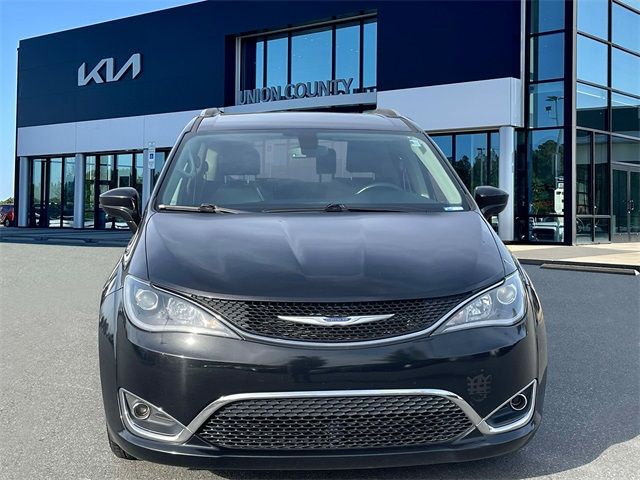 2020 Chrysler Pacifica Touring-L