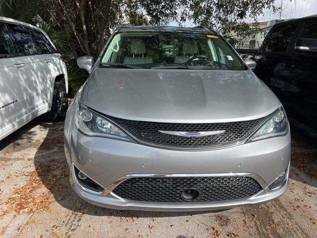 2020 Chrysler Pacifica Touring-L