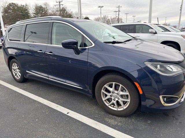 2020 Chrysler Pacifica Touring-L