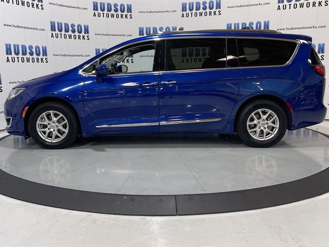 2020 Chrysler Pacifica Touring-L