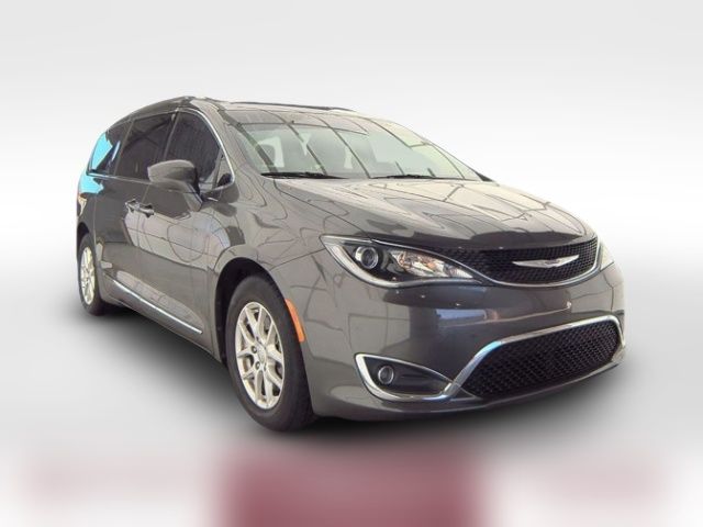 2020 Chrysler Pacifica Touring-L