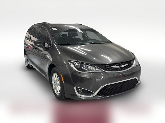 2020 Chrysler Pacifica Touring-L