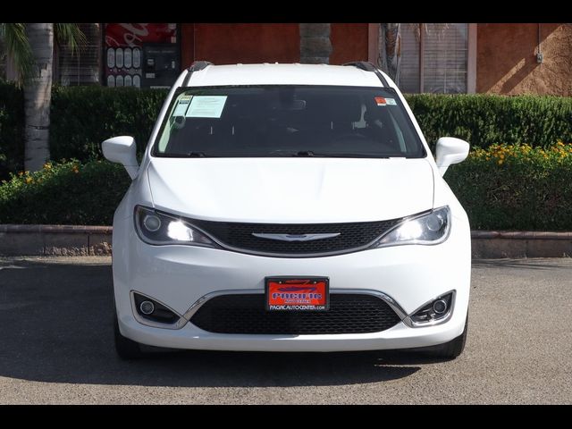 2020 Chrysler Pacifica Touring-L