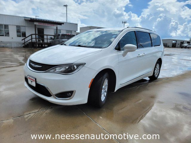 2020 Chrysler Pacifica Touring-L