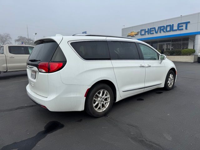 2020 Chrysler Pacifica Touring-L