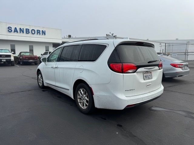 2020 Chrysler Pacifica Touring-L