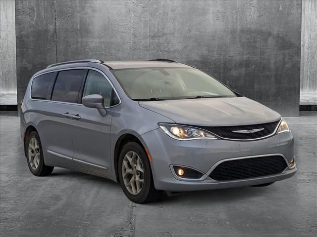 2020 Chrysler Pacifica Touring-L