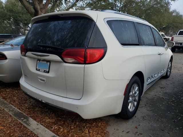 2020 Chrysler Pacifica Touring-L