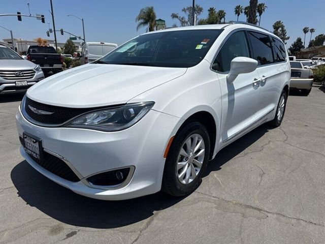 2020 Chrysler Pacifica Touring-L