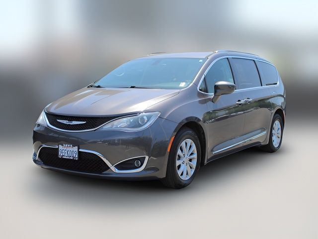 2020 Chrysler Pacifica Touring-L
