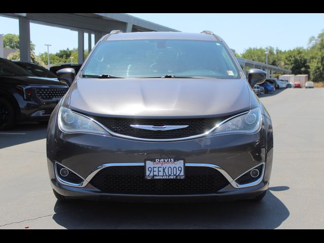 2020 Chrysler Pacifica Touring-L