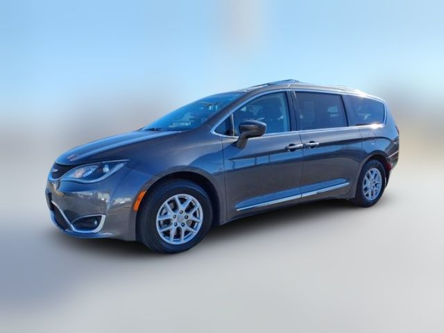 2020 Chrysler Pacifica Touring-L