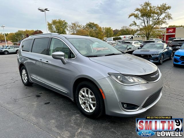 2020 Chrysler Pacifica Touring-L