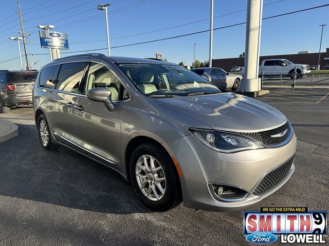 2020 Chrysler Pacifica Touring-L