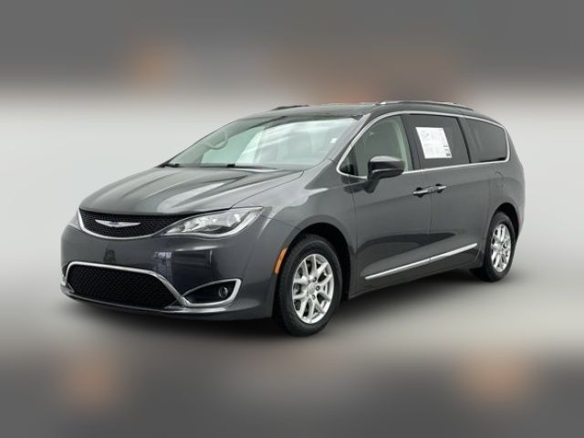 2020 Chrysler Pacifica Touring-L