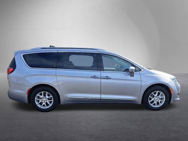 2020 Chrysler Pacifica Touring-L