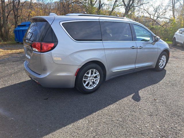 2020 Chrysler Pacifica Touring-L