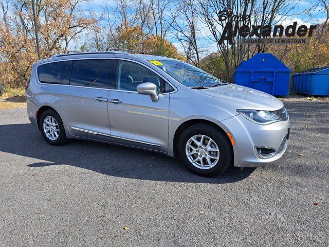 2020 Chrysler Pacifica Touring-L