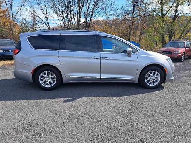 2020 Chrysler Pacifica Touring-L