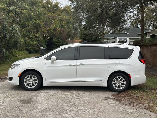 2020 Chrysler Pacifica Touring-L