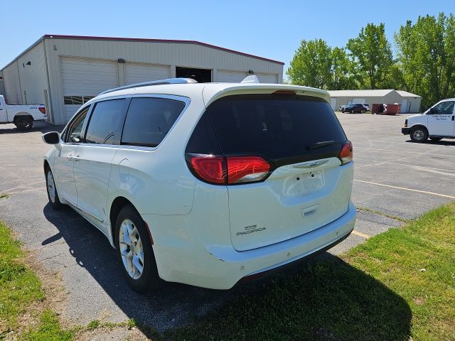 2020 Chrysler Pacifica Touring-L
