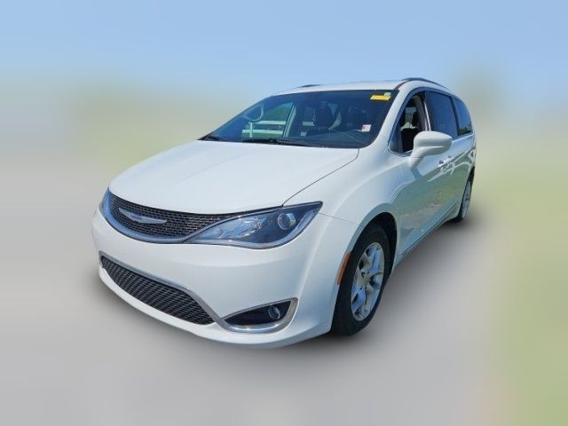 2020 Chrysler Pacifica Touring-L