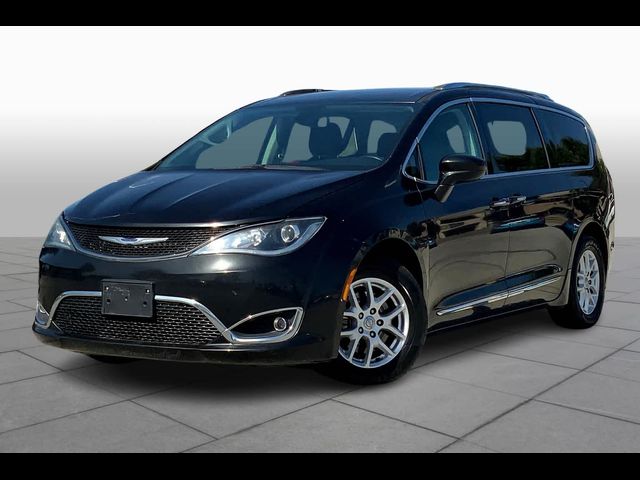 2020 Chrysler Pacifica Touring-L