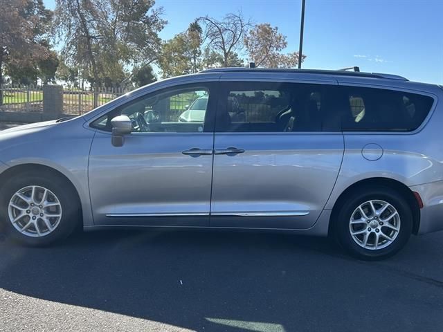 2020 Chrysler Pacifica Touring-L