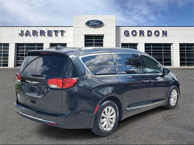 2020 Chrysler Pacifica Touring-L