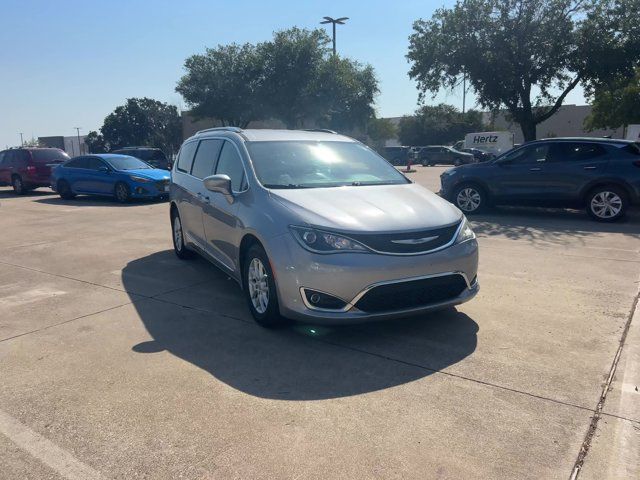 2020 Chrysler Pacifica Touring-L